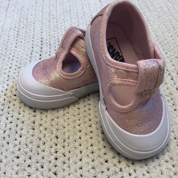 girls pink glitter vans